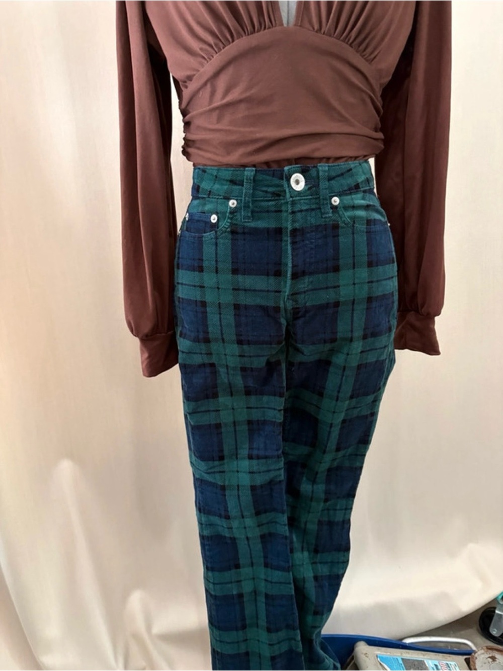 Vineyard Vines Green & Navy High-Rise kick flare Plaid Jeans